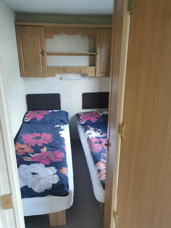 Villa Lochlands Caravan Park X Forfar Exterior foto